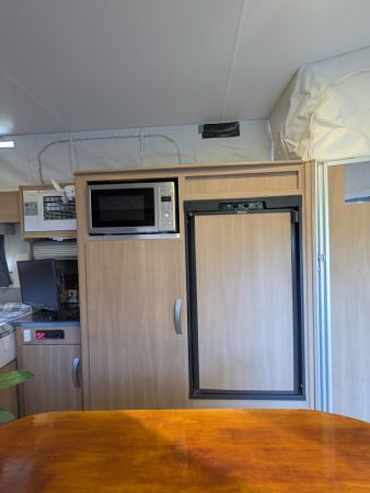 2012 Jayco STERLING (ENSUITE) Pop Top image
