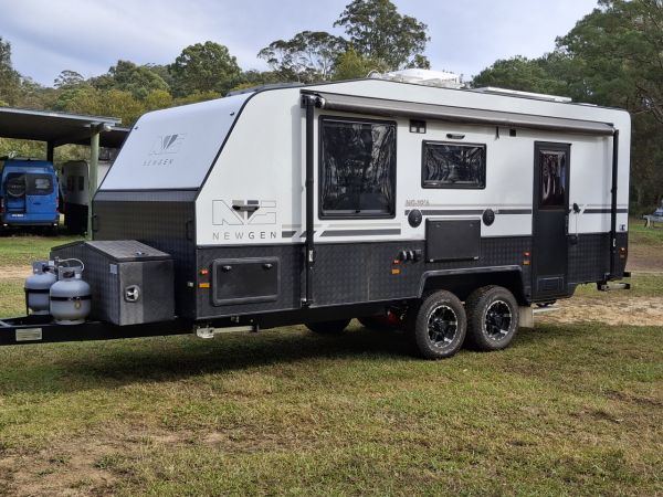 2022 Newgen Ng 19 Rear Door Off Road Caravan image