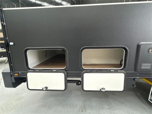 2025 On The Move Caravans Grenade 6.9F Off-Road Caravan image