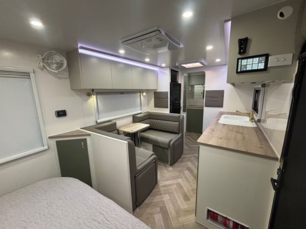2025 Essential Caravans Outlander Caravan V4 - 20' image