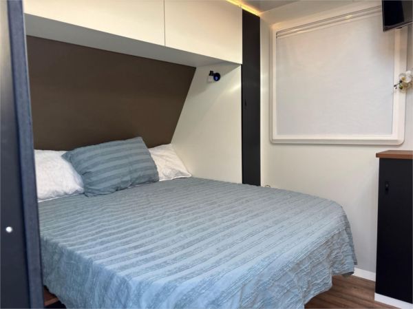 2025 On The Move Caravans Infinity 6.9F Caravan image