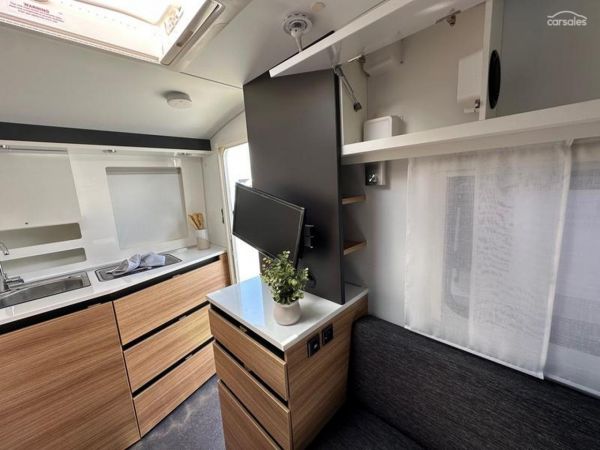 2025 Adria Action 361 Lt image