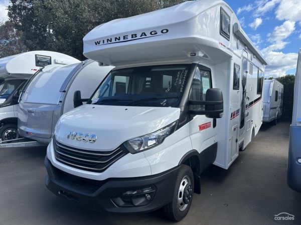 2024 Winnebago Iluka image