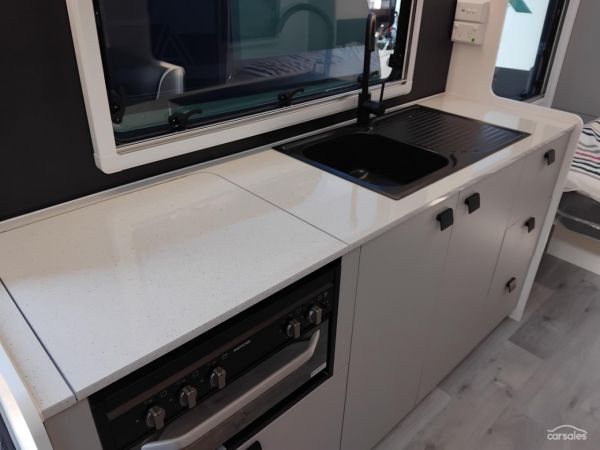 2025 New Age Caravans Manta Ray MR18ER Couples Van MY25 PRICE REDUCED! image