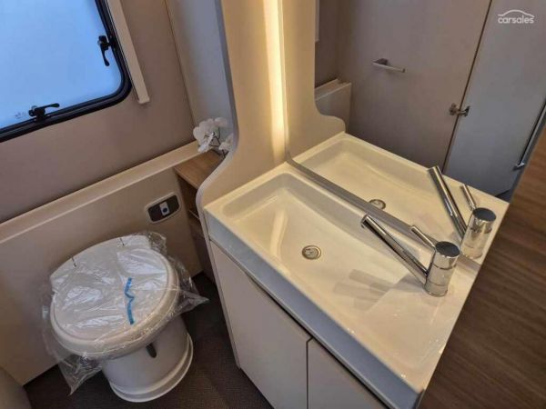 2024 Adria Adora 492 DT Sport image