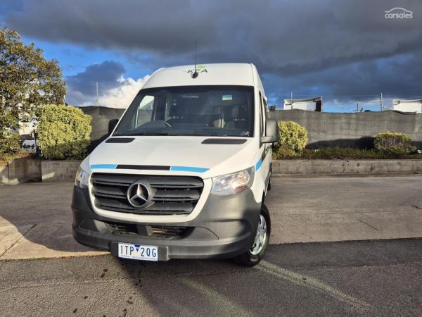 2021 Kea Nomad M700 3 Berth image