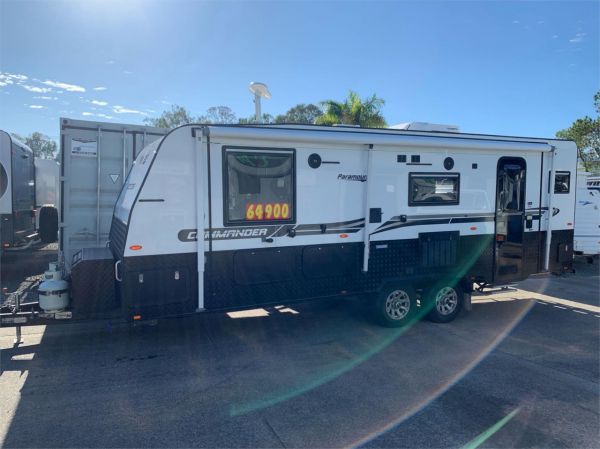 2021 PARAMOUNT Commander 22'8 Caravan image