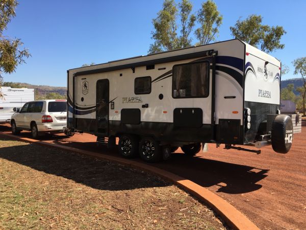 2017 Royal Flair PIAZZA Slide Out Caravan image