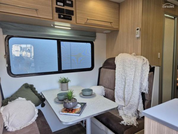 2020 Kea River M721 6 Berth image