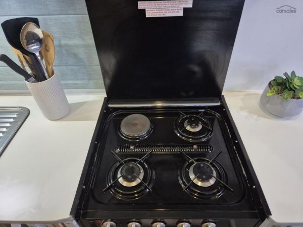 2020 Kea River M721 6 Berth image