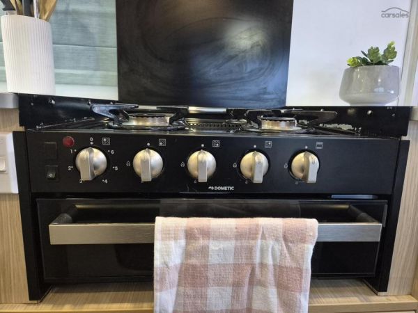 2020 Kea River M721 6 Berth image