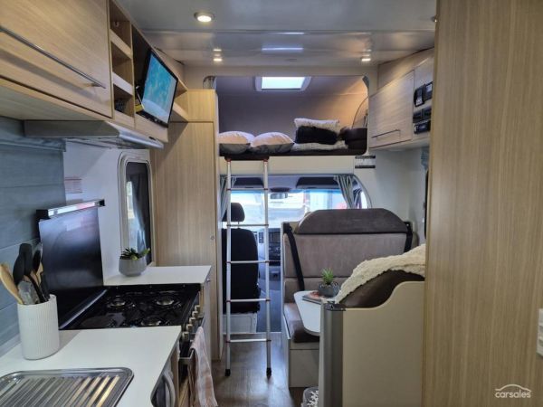 2020 Kea River M721 6 Berth image