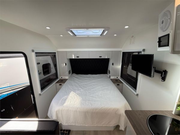 2025 X Series RV 17' Evader Other image