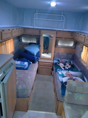 2003 Jayco Feedom Caravan image