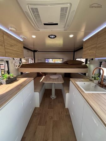 2024 Royal Flair AUSSIEMATE image