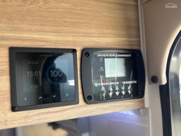 2024 Royal Flair AUSSIEMATE image