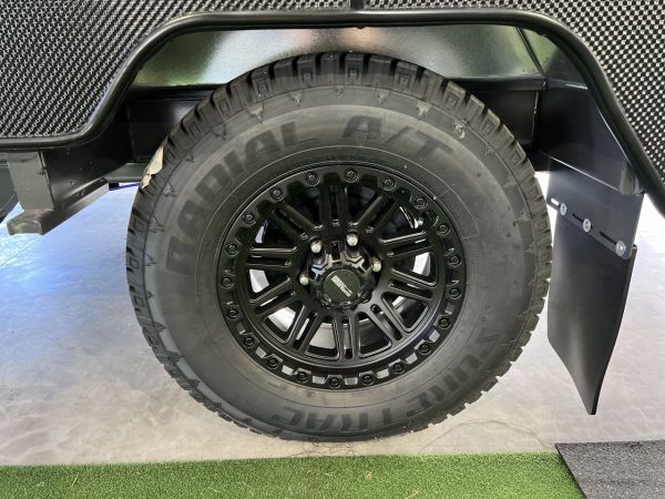 2025 Highclere Caravans Dynasty L.E Little Cote Caravan image