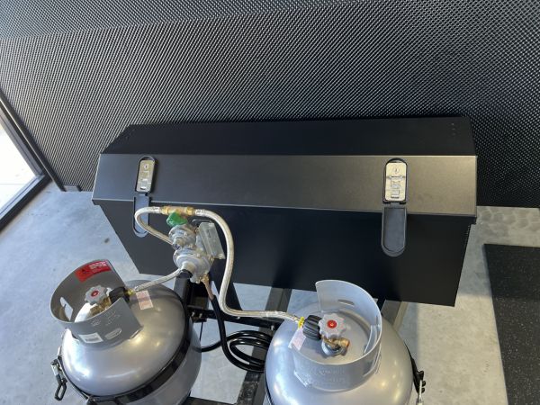 2025 Highclere Caravans Dynasty L.E Little Cote Caravan image