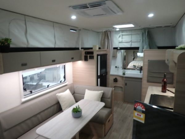 2025 Jayco Discovery Pop Top 17.55-8.DY-MY25 image