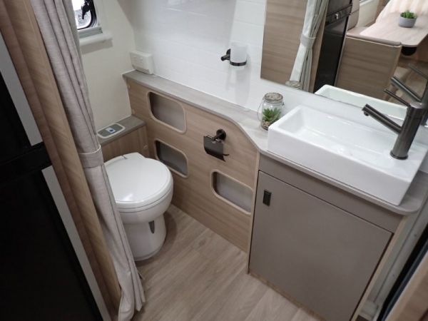 2025 Jayco Discovery Pop Top 17.55-8.DY-MY25 image