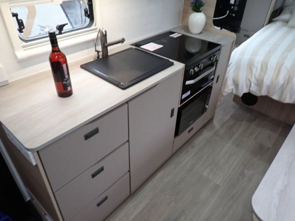 2025 Jayco Discovery Pop Top 17.55-8.DY-MY25 image