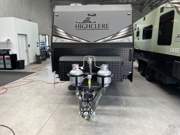 2025 Highclere Caravans Dynasty Prime image
