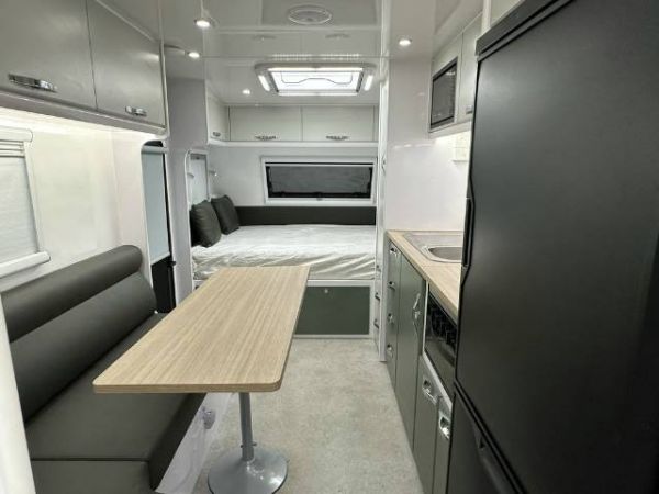 2025 Snowy River Src20F Family Bonus $3000 Accessories Caravan DOUBLE BUNK image