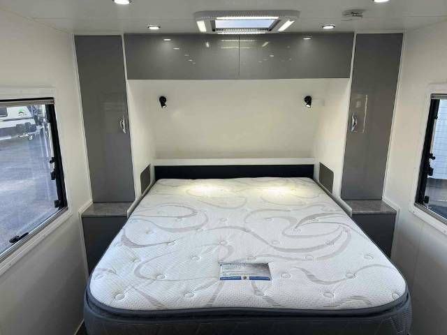 Image for 2022 Nextgen Streamline Se196 Off Road Off Road Caravan 19'6 ISLAND BED 5