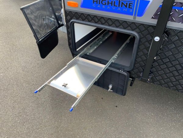 2020 Highline ENFORCER Caravan 17' 6'' Semi-off Road $64,500 image