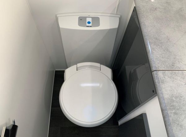 2020 Highline ENFORCER Caravan 17' 6'' Semi-off Road $64,500 image