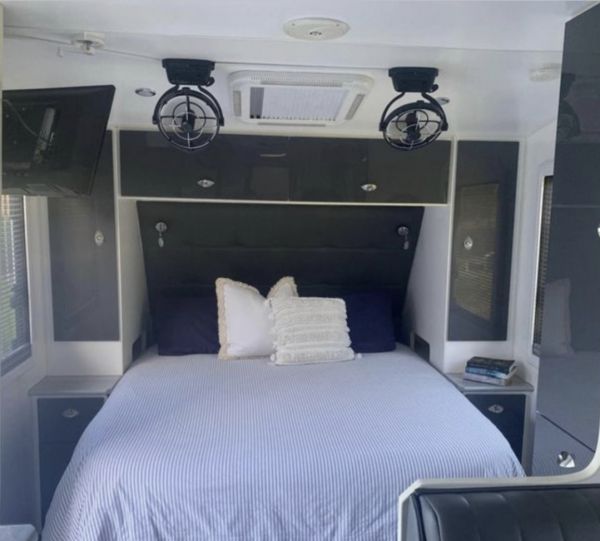 2020 Aussie Wide 21'6 Double bunk Caravan image