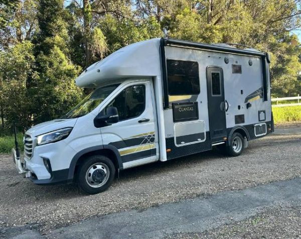 2023 Sunliner Olantas Motorhome O451 image