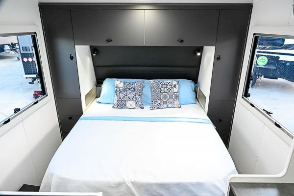 2025 Viscount Wildshark 3.5 Caravan image