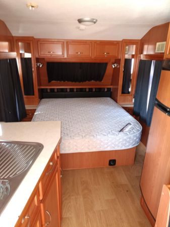 2011 Franklin X FACTOR Caravan image