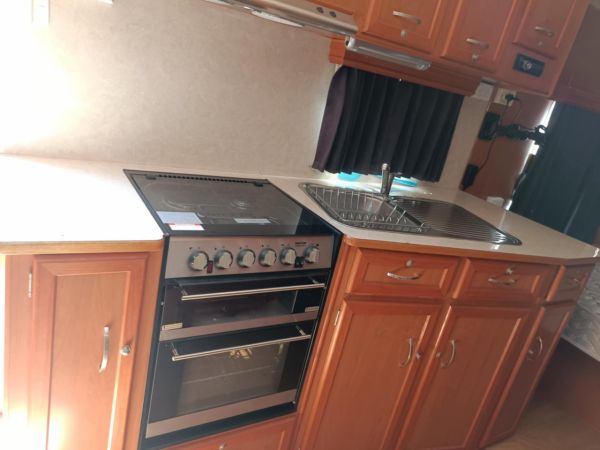 2011 Franklin X FACTOR Caravan image