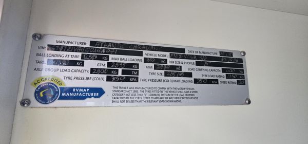 2016 Atlantic Endeavour Side Club Slide Out Caravan image