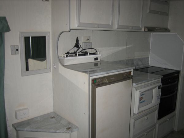 2003 Compass Limited Edition Caravan image