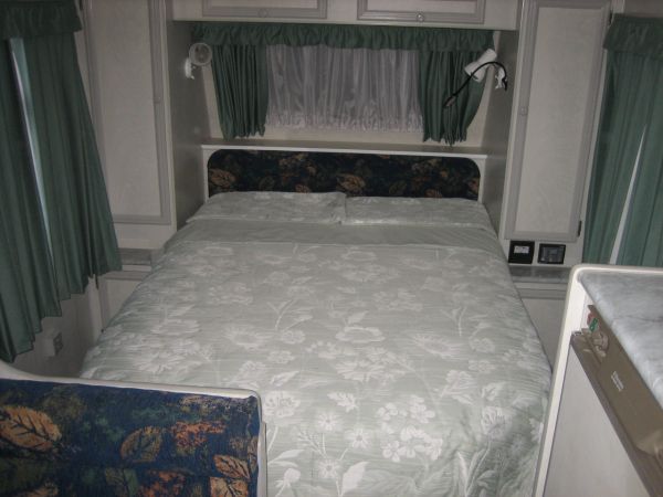 2003 Compass Limited Edition Caravan image
