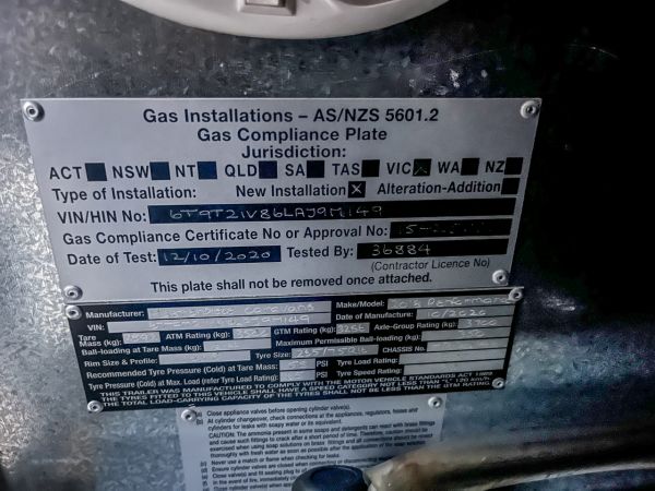 2020 Masterpiece Performance 20'8 Off Road Caravan image