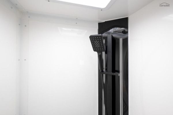 2023 Windsor Simpson image