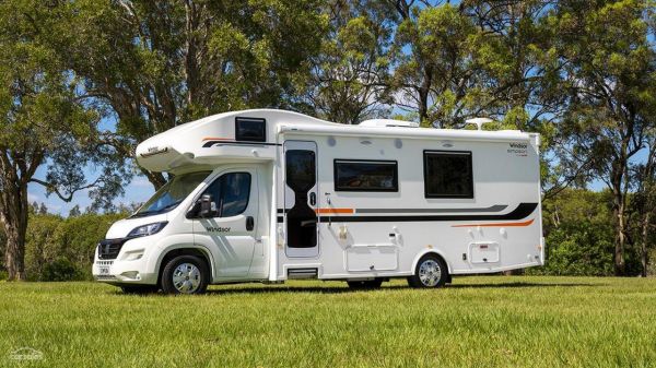 2023 Windsor Simpson image