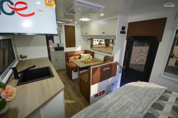 2025 Design RV Stryker 161-X image