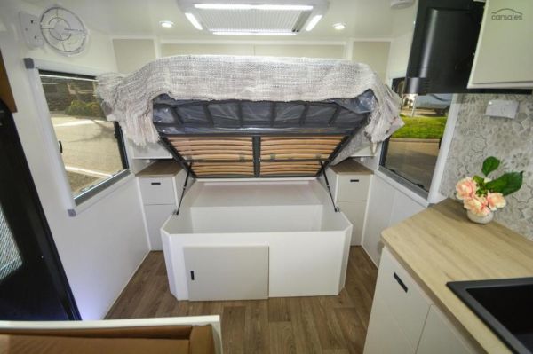 2025 Design RV Stryker 161-X image