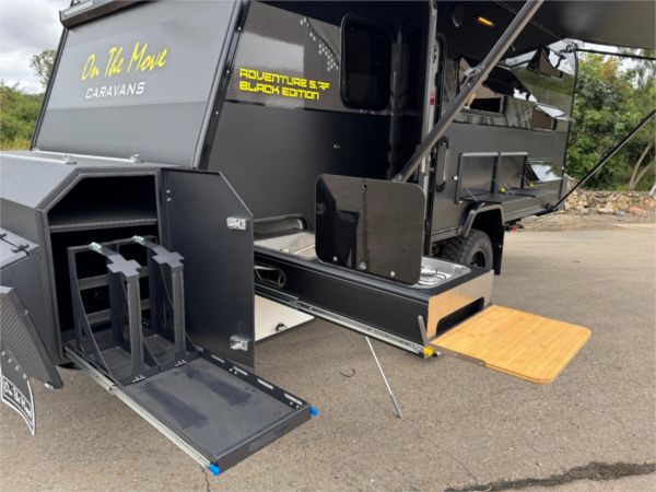 2025 On The Move Caravans Adventure 5.7F Black Edition Other image