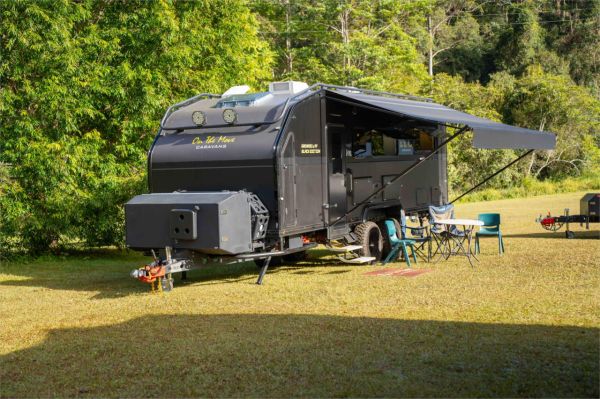 2025 On The Move Caravans Grenade 6.9F Black Edition Other image