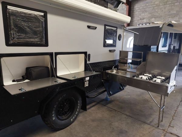 2023 Sunshine Trail 15' PopTop 2  Caravan image