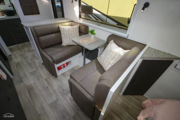 2025 Design RV Crx V5-2 image