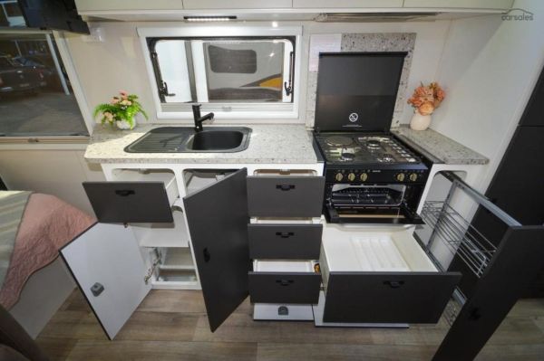 2025 Design RV Crx V5-2 image