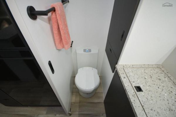 2025 Design RV Crx V5-2 image