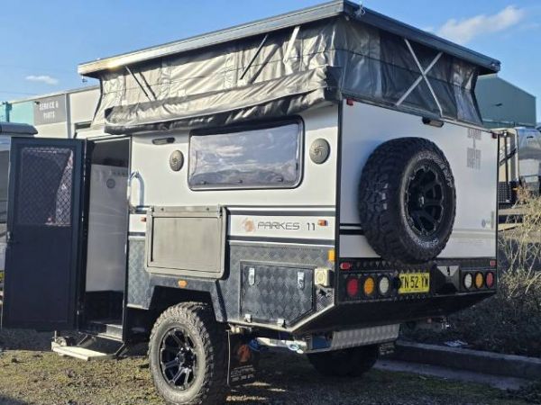 2020 Ezytrail Parks 11 Mki Pop Top PARKS11 MKI image